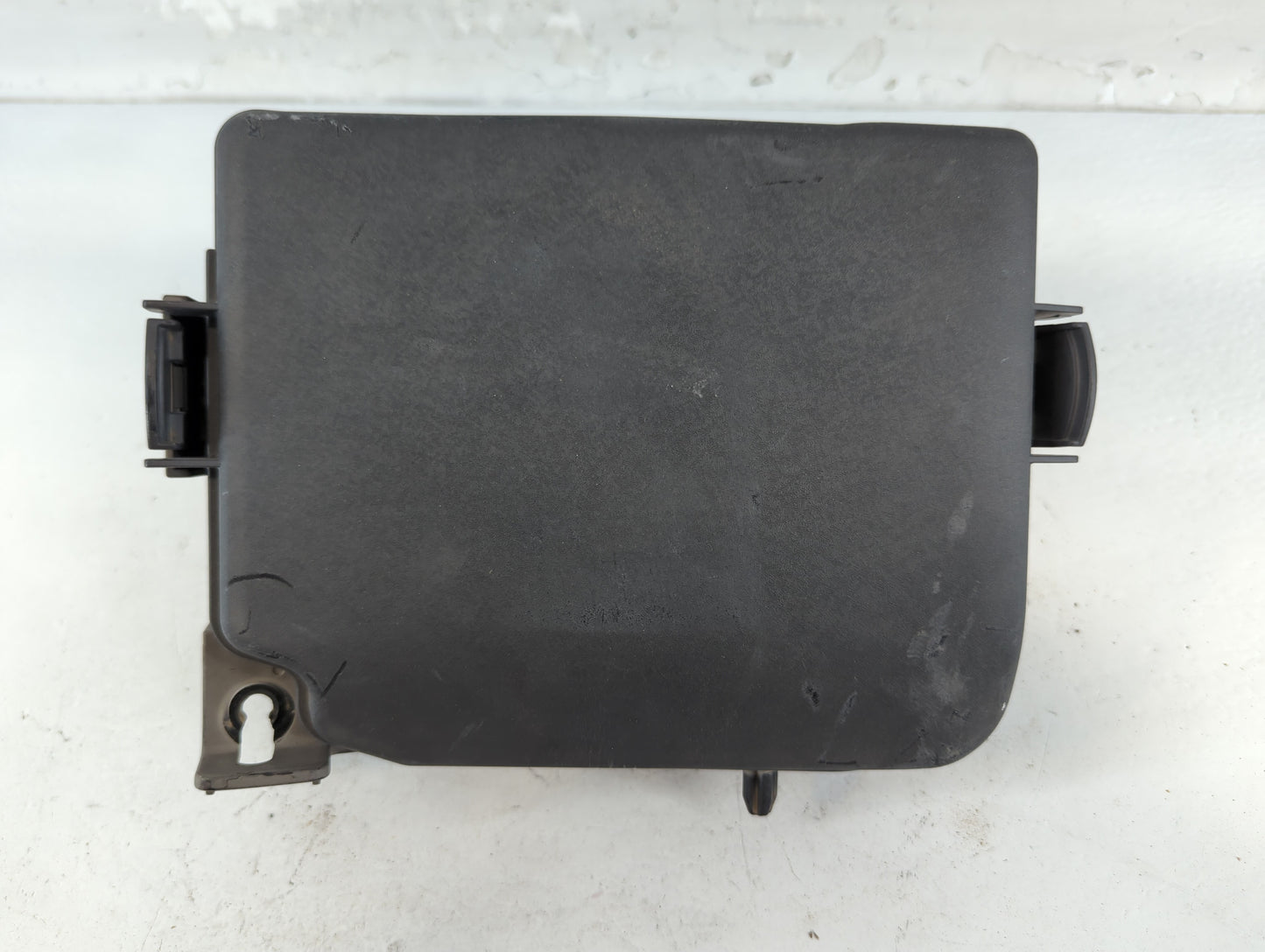 2011-2013 Hyundai Elantra Fusebox Fuse Box Panel Relay Module P/N:91950 3X510 Fits Fits 2011 2012 2013 OEM Used Auto Parts -