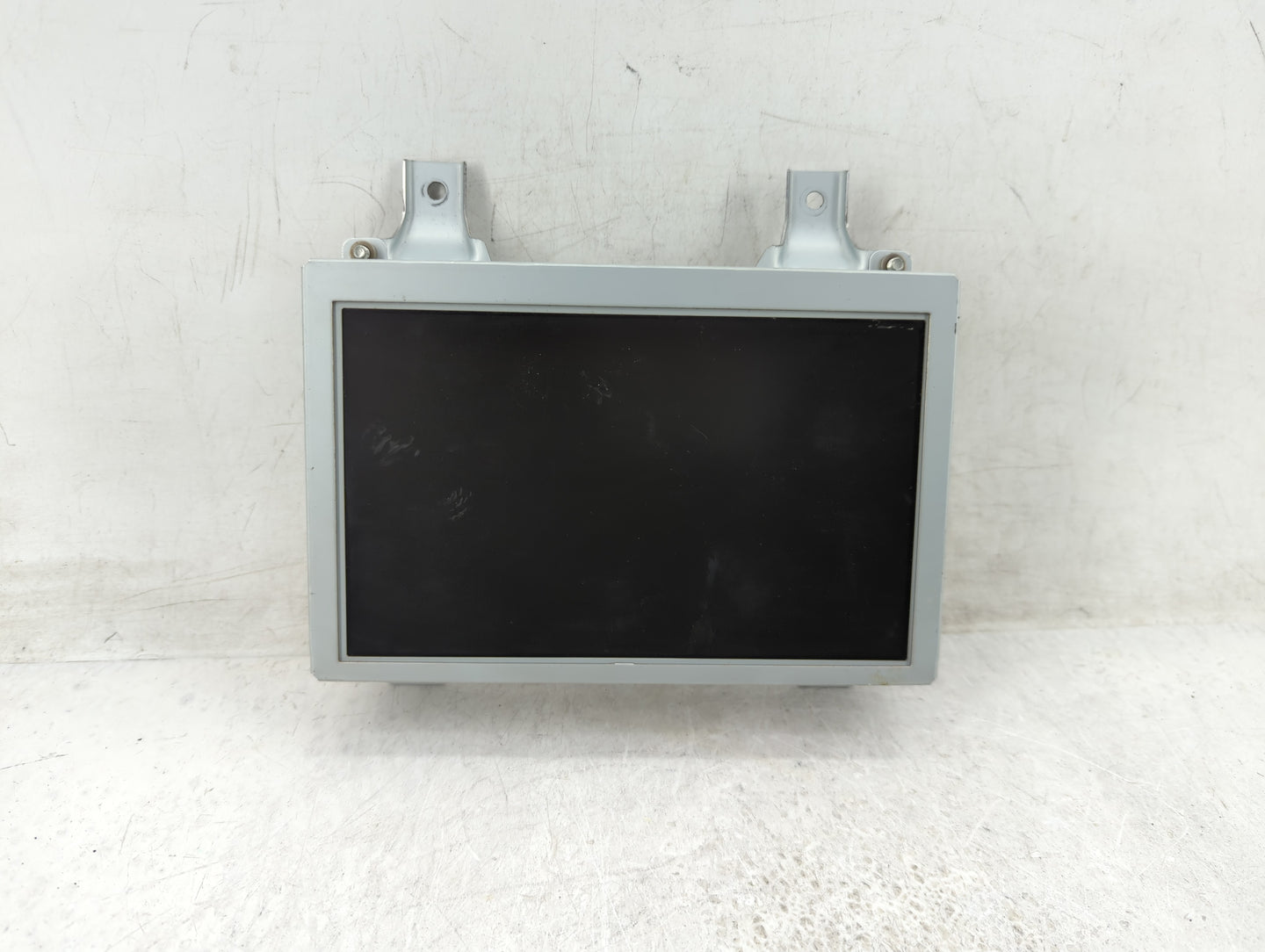 2011-2013 Hyundai Equus Information Display Screen - Oemusedautoparts1.com