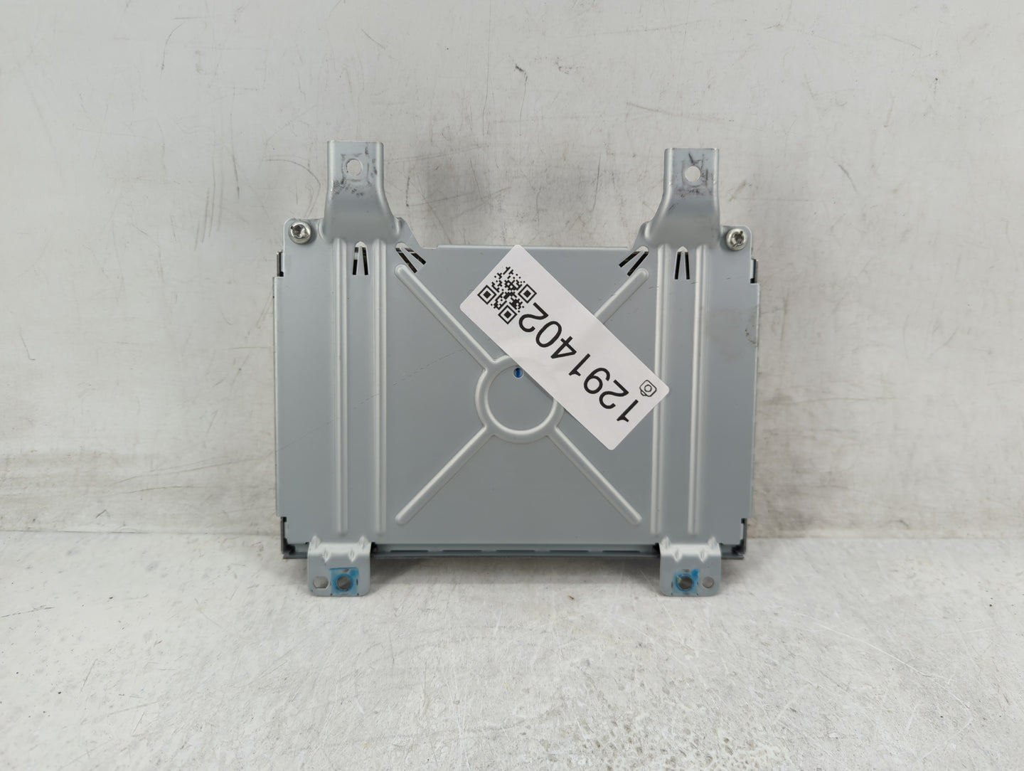 2011-2013 Hyundai Equus Information Display Screen - Oemusedautoparts1.com