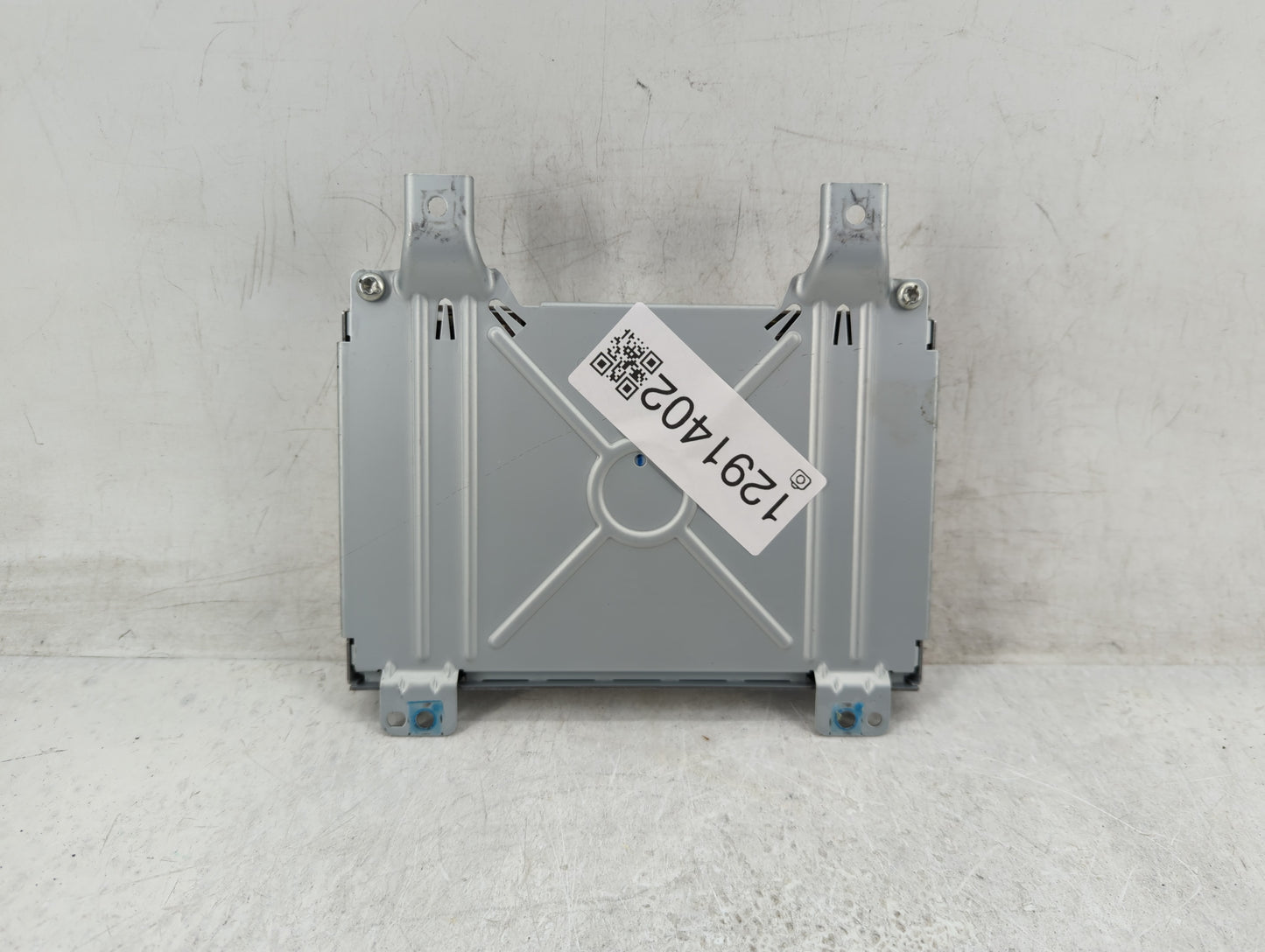 2011-2013 Hyundai Equus Information Display Screen - Oemusedautoparts1.com
