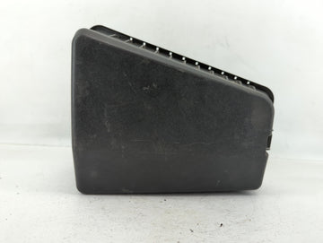 2011 Hyundai Equus Fusebox Fuse Box Panel Relay Module P/N:91210 3N101 Fits OEM Used Auto Parts - Oemusedautoparts1.com