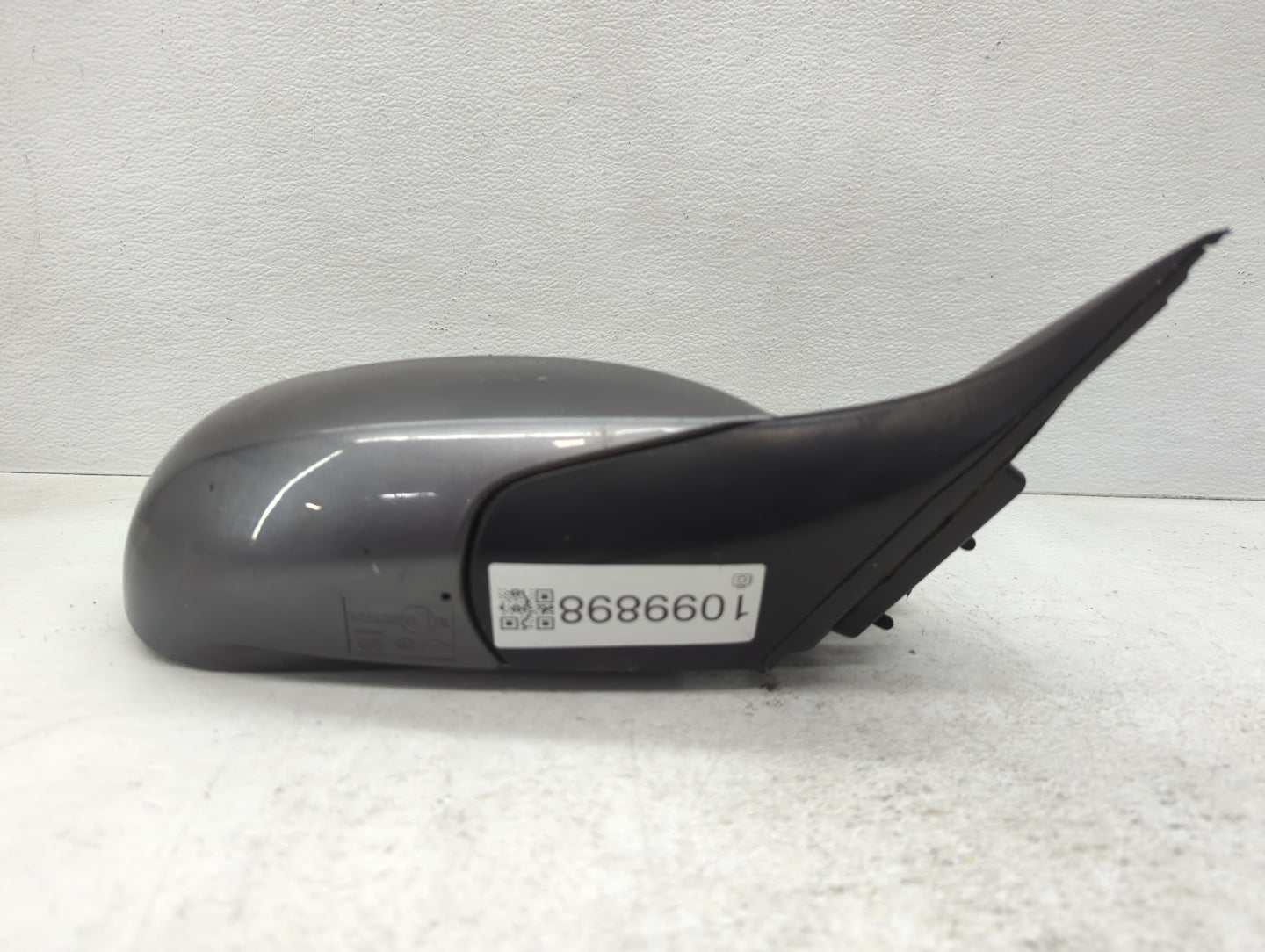 2009-2016 Hyundai Genesis Passenger Side View Mirror - Right Door Mirror OEM Used - Oemusedautoparts1.com