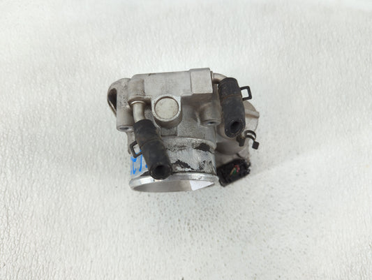 2009-2014 Hyundai Genesis Throttle Body P/N:35100-2C300 Fits Fits 2009 2010 2011 2012 2013 2014 OEM Used Auto Parts