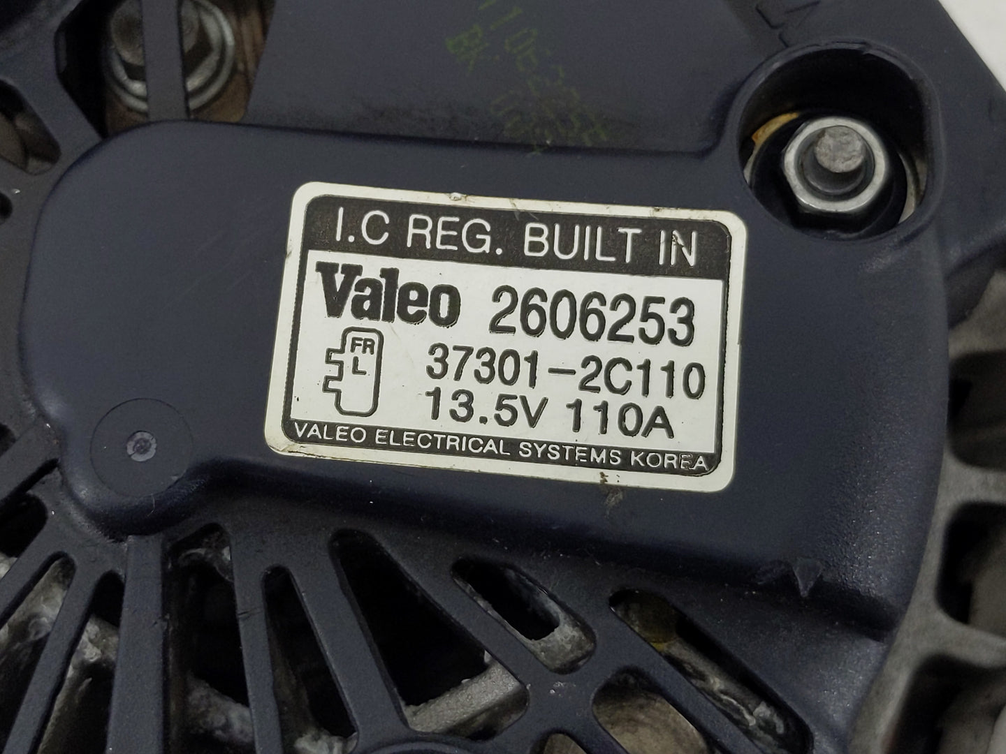 2009-2012 Hyundai Genesis Alternator Replacement Generator Charging Assembly Engine OEM P/N:37301-2C110 2606253 Fits OEM Use