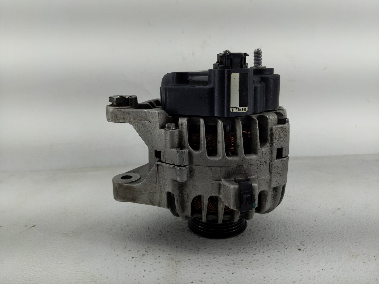 2009-2012 Hyundai Genesis Alternator Replacement Generator Charging Assembly Engine OEM P/N:37301-2C110 2606253 Fits OEM Use