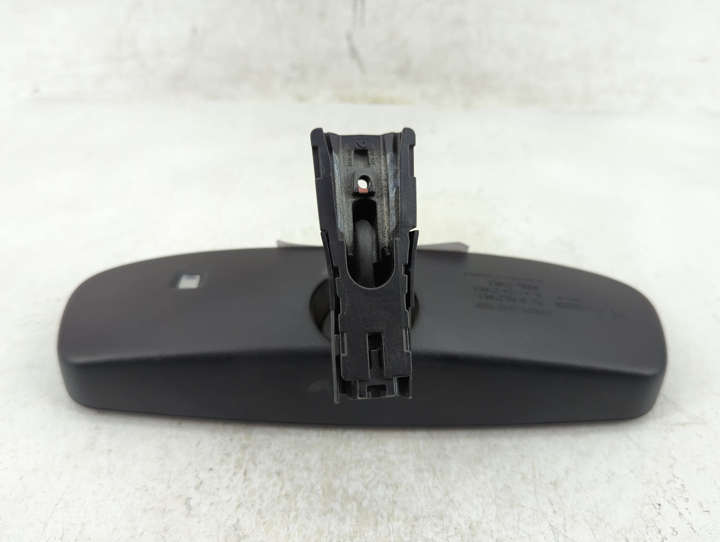 2009-2016 Hyundai Genesis Interior Rear View Mirror Replacement OEM P/N:E11026006 Fits OEM Used Auto Parts - Oemusedautopart