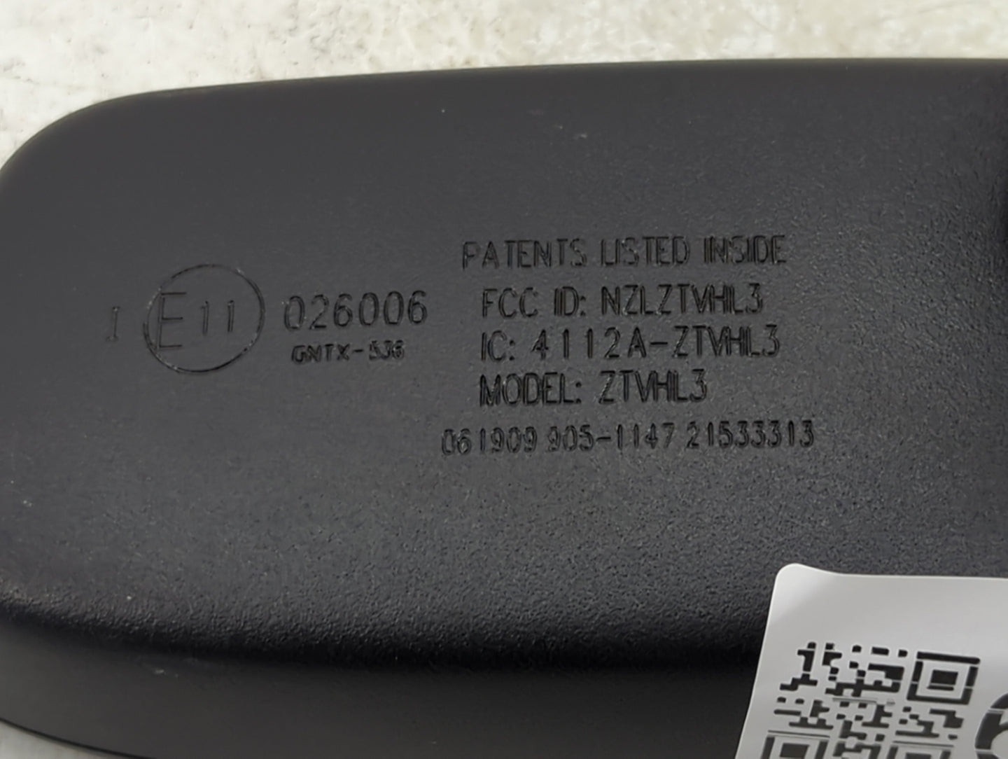 2009-2016 Hyundai Genesis Interior Rear View Mirror Replacement OEM P/N:E11026006 Fits OEM Used Auto Parts - Oemusedautopart