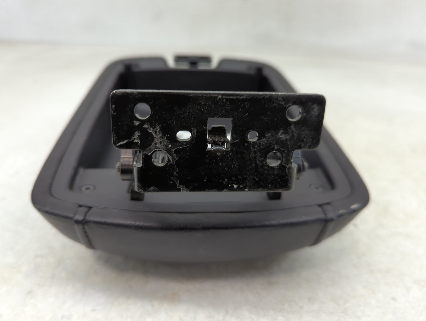 2011 Hyundai Genesis Center Console Armrest Cover Lid Fits OEM Used Auto Parts - Oemusedautoparts1.com