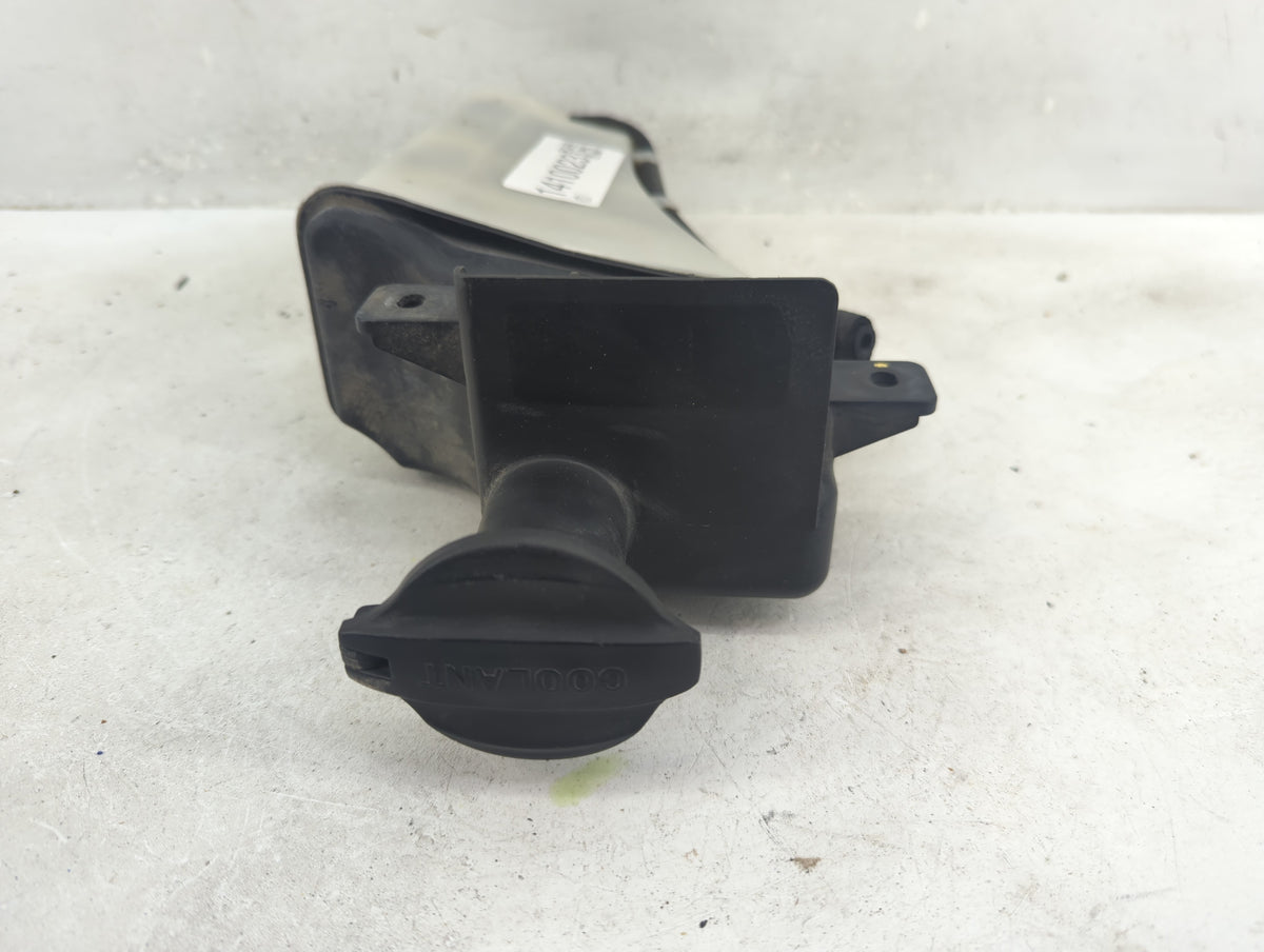 2009 Hyundai Genesis Radiator Coolant Overflow Expansion Tank Bottle 1410023 - Oemusedautoparts1.com