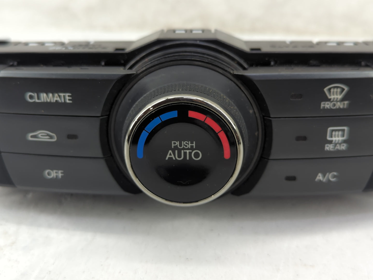 2009-2012 Hyundai Genesis Climate Control Module Temperature AC/Heater Replacement P/N:97250-2M560 BK11MY:A/V Fits OEM Used 