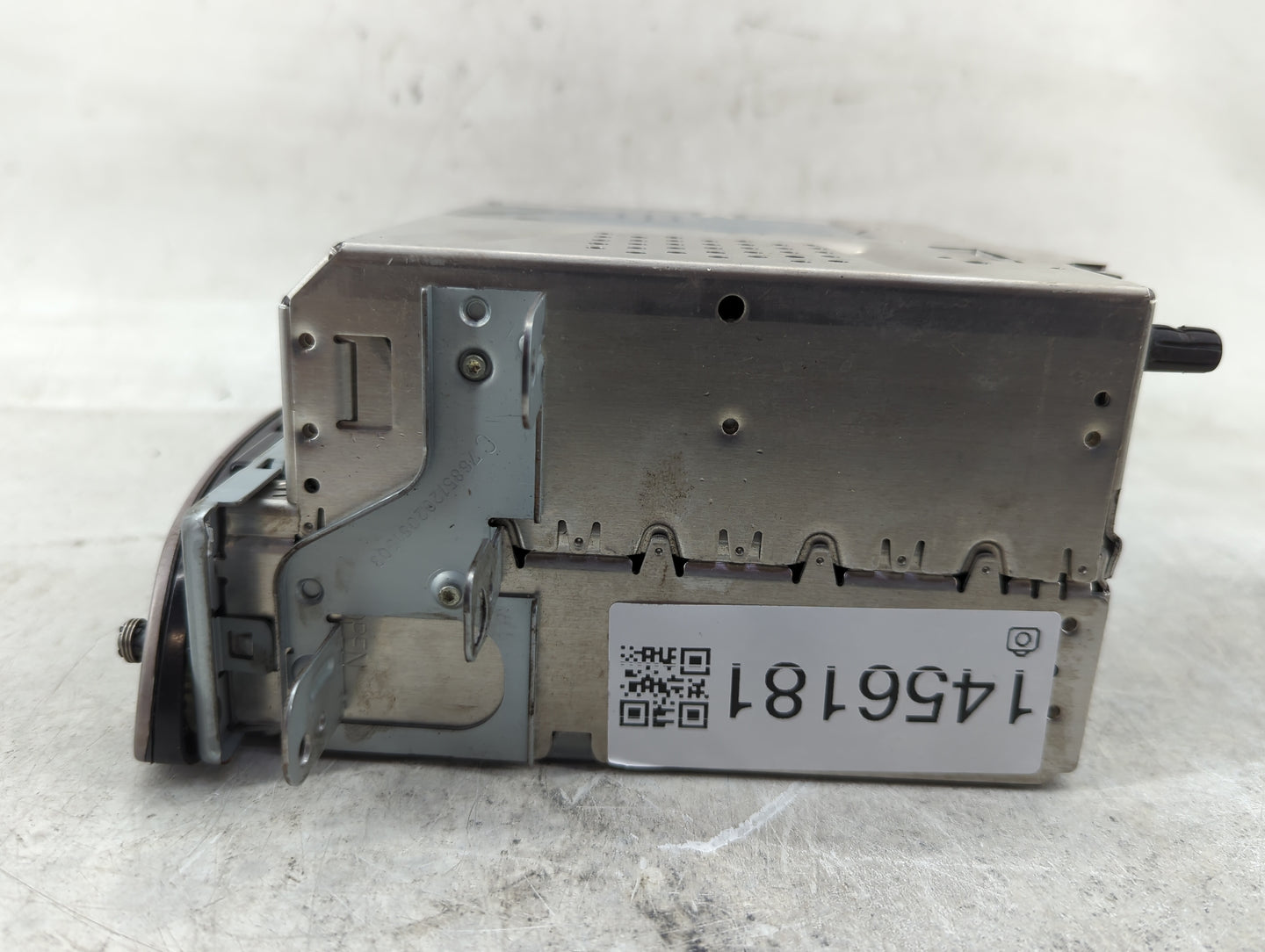 2011-2012 Hyundai Genesis Radio AM FM Cd Player Receiver Replacement Fits Fits 2011 2012 OEM Used Auto Parts - Oemusedautopa