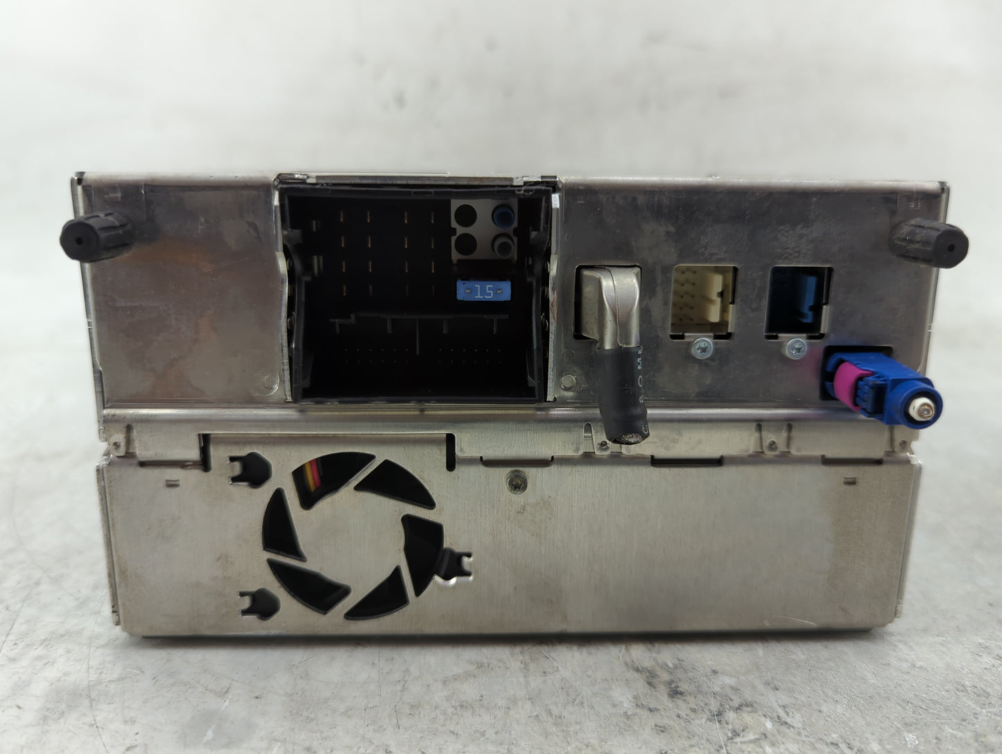 2011-2012 Hyundai Genesis Radio AM FM Cd Player Receiver Replacement Fits Fits 2011 2012 OEM Used Auto Parts - Oemusedautopa