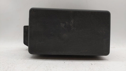 2009-2014 Hyundai Genesis Fusebox Fuse Box Panel Relay Module P/N:91950-3M170 91950-3M173 Fits OEM Used Auto Parts - Oemused