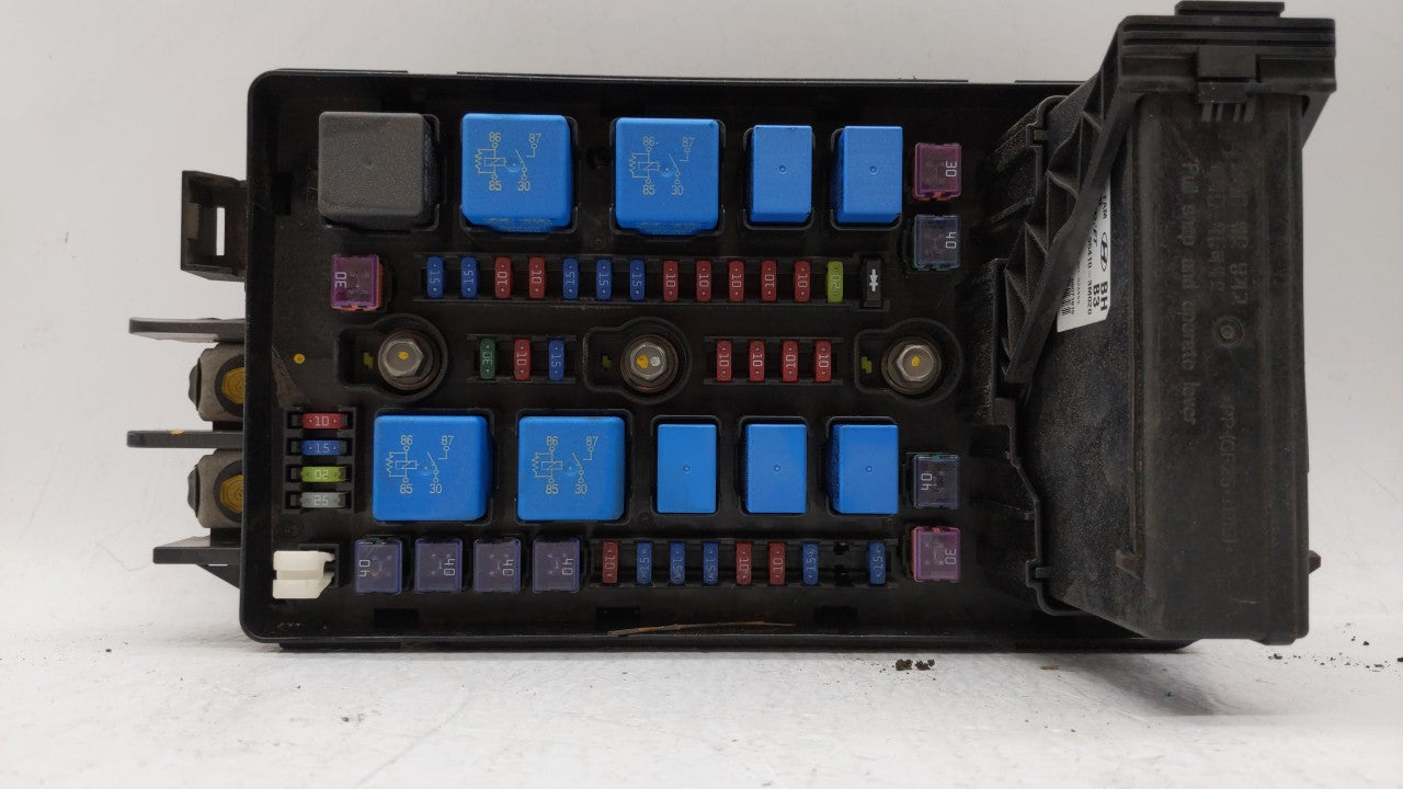 2009-2014 Hyundai Genesis Fusebox Fuse Box Panel Relay Module P/N:91950-3M170 91950-3M173 Fits OEM Used Auto Parts - Oemused
