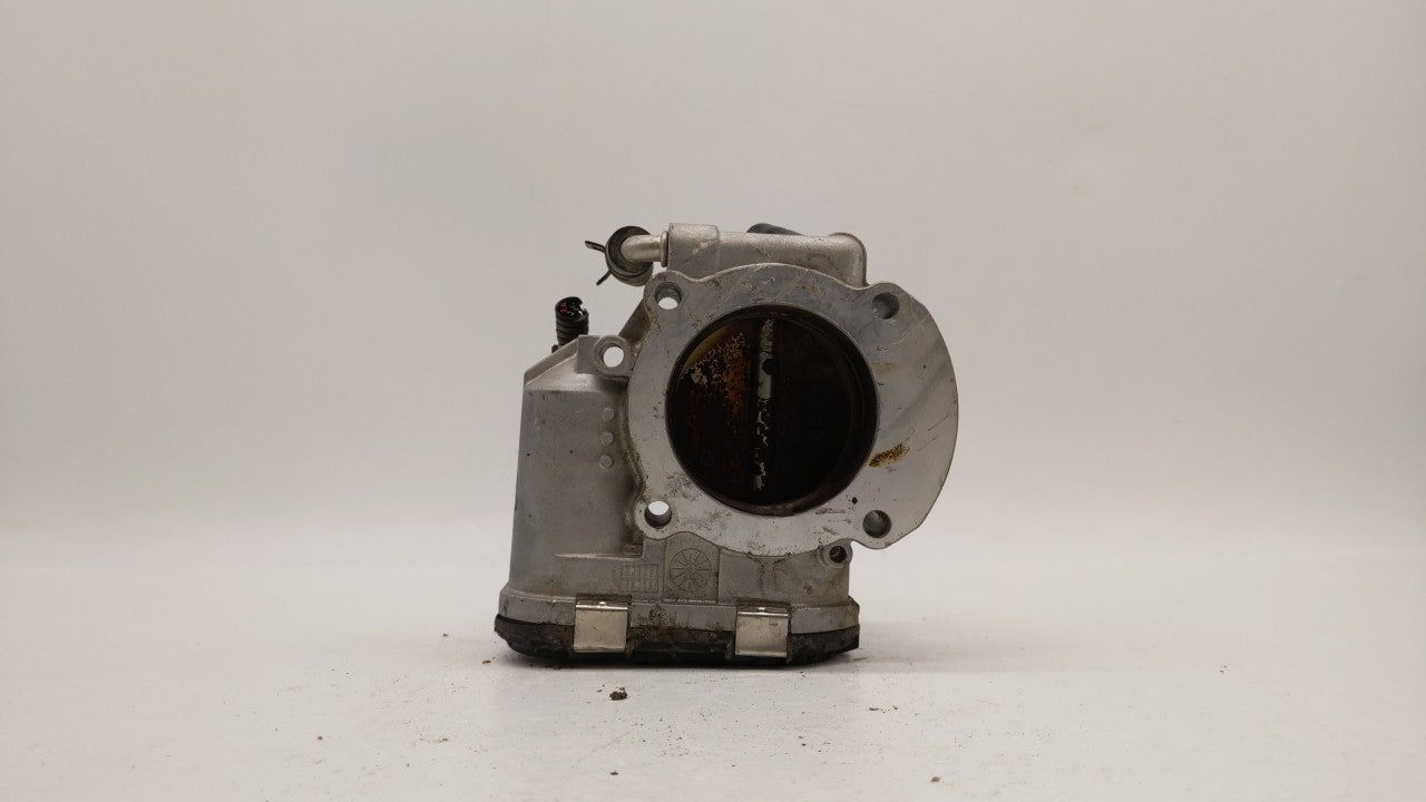 2009-2014 Hyundai Genesis Throttle Body P/N:35100-2C300 Fits Fits 2009 2010 2011 2012 2013 2014 OEM Used Auto Parts - Oemuse