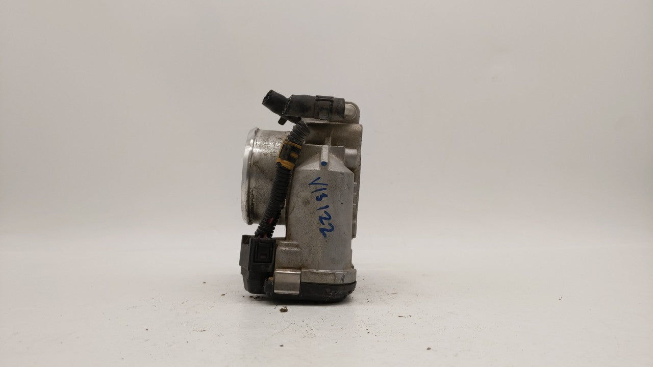 2009-2014 Hyundai Genesis Throttle Body P/N:35100-2C300 Fits Fits 2009 2010 2011 2012 2013 2014 OEM Used Auto Parts - Oemuse