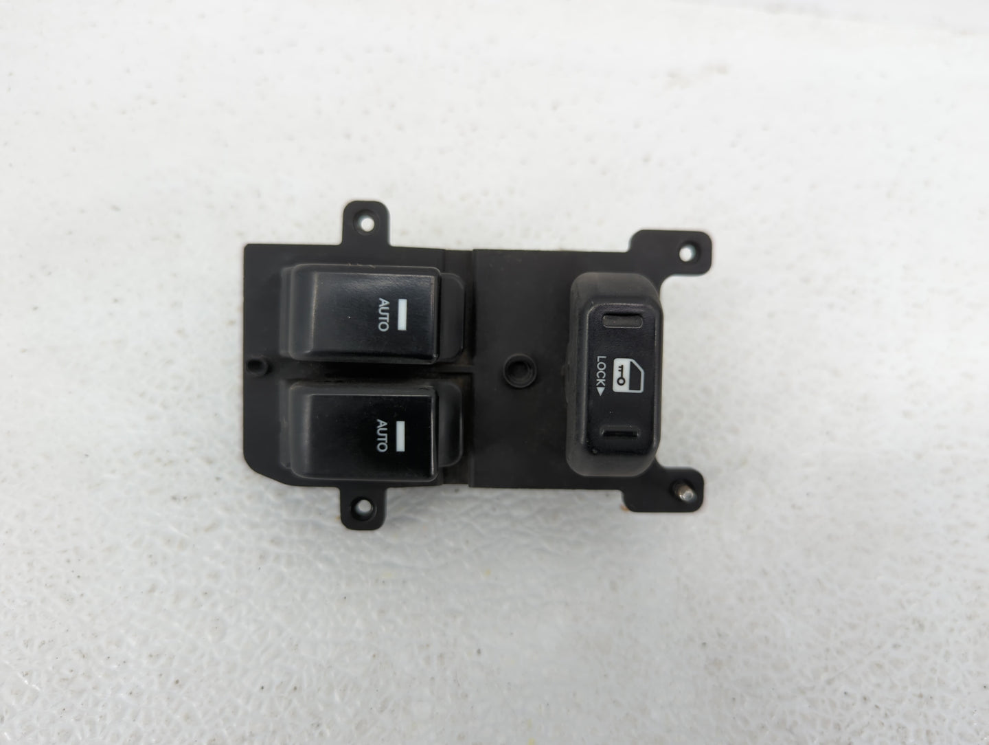 2011-2012 Hyundai Genesis Passenger Right Power Window Switch 202008375 - Oemusedautoparts1.com