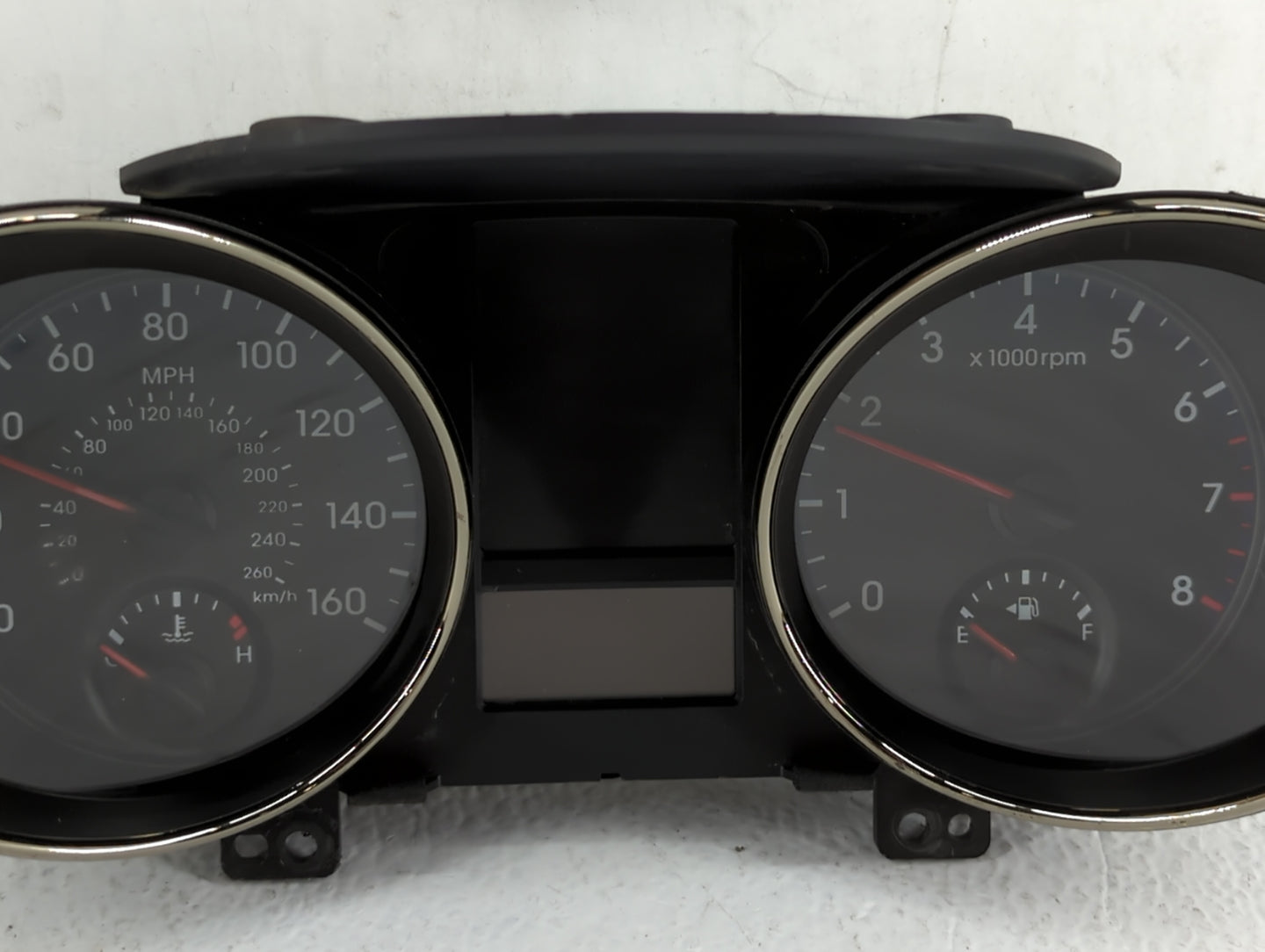 2011-2012 Hyundai Genesis Instrument Cluster Speedometer Gauges P/N:940112M570 Fits Fits 2011 2012 OEM Used Auto Parts - Oem