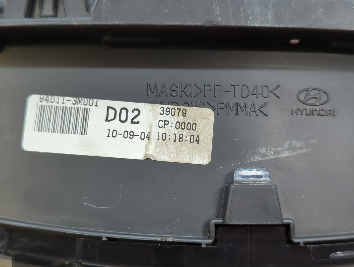 2009-2011 Hyundai Genesis Instrument Cluster Speedometer Gauges P/N:94011-3M001 Fits Fits 2009 2010 2011 OEM Used Auto Parts
