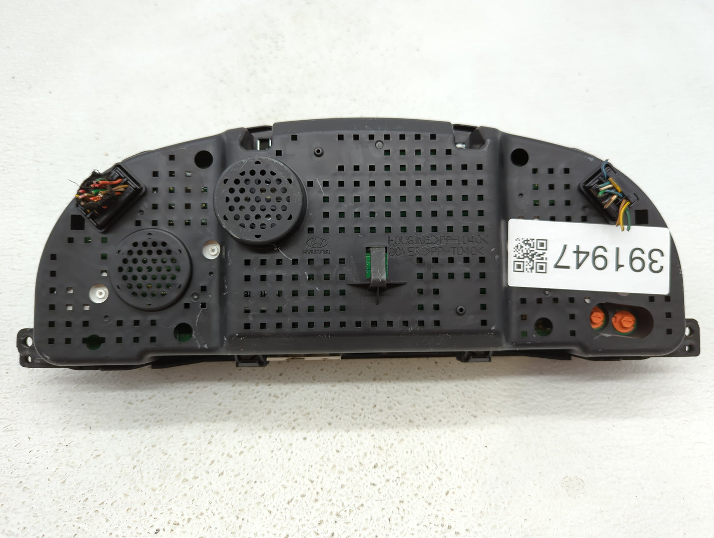 2009-2011 Hyundai Genesis Instrument Cluster Speedometer Gauges P/N:94011-3M001 Fits Fits 2009 2010 2011 OEM Used Auto Parts