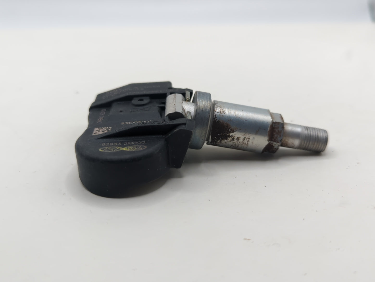 2011 Hyundai Genesis Tire Pressure Monitoring System Sensor Tpms - Oemusedautoparts1.com