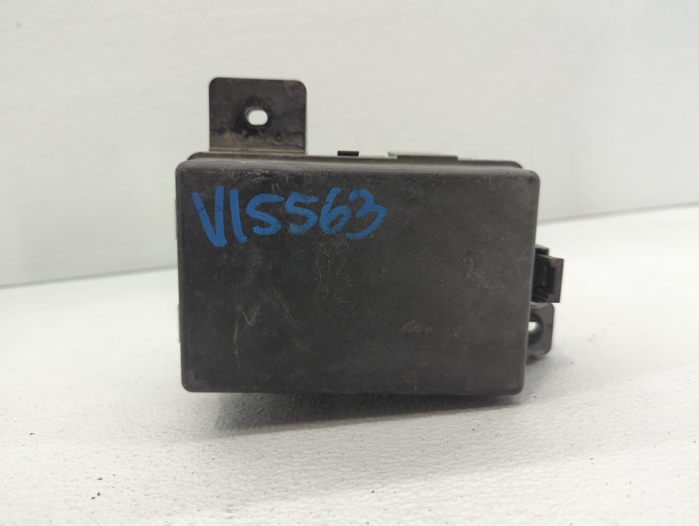 2011 Hyundai Genesis Fusebox Fuse Box Panel Relay Module P/N:91410-2M090 Fits OEM Used Auto Parts - Oemusedautoparts1.com