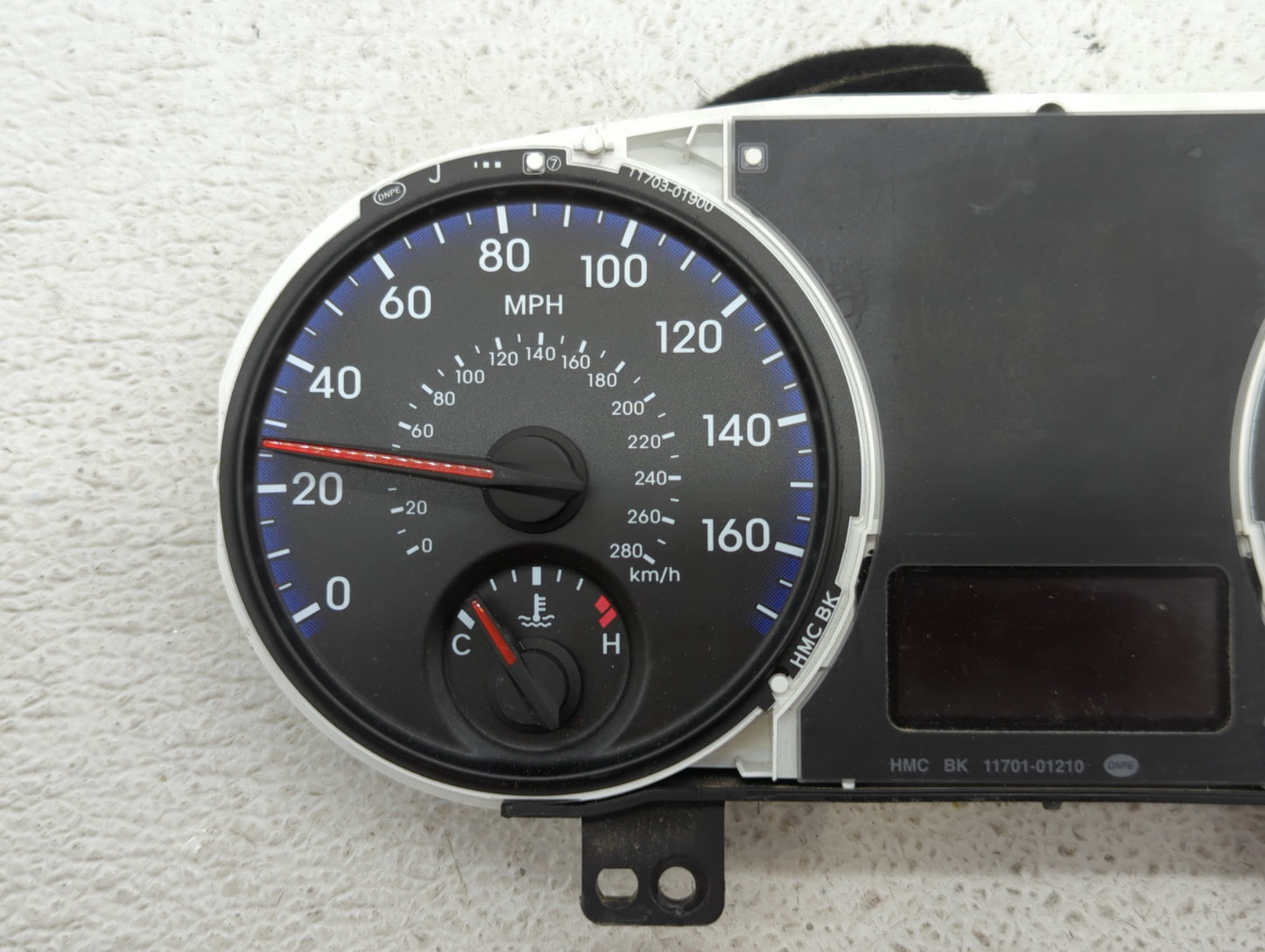 2011-2012 Hyundai Genesis Instrument Cluster Speedometer Gauges P/N:94011-2M630 Fits Fits 2011 2012 OEM Used Auto Parts - Oe