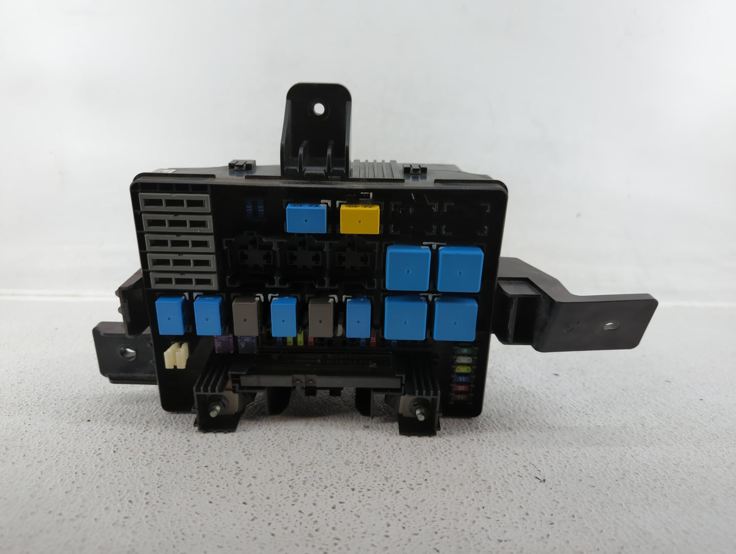 2009-2012 Hyundai Genesis Fusebox Fuse Box Panel Relay Module P/N:91205-2M445 Fits Fits 2009 2010 2011 2012 OEM Used Auto Pa