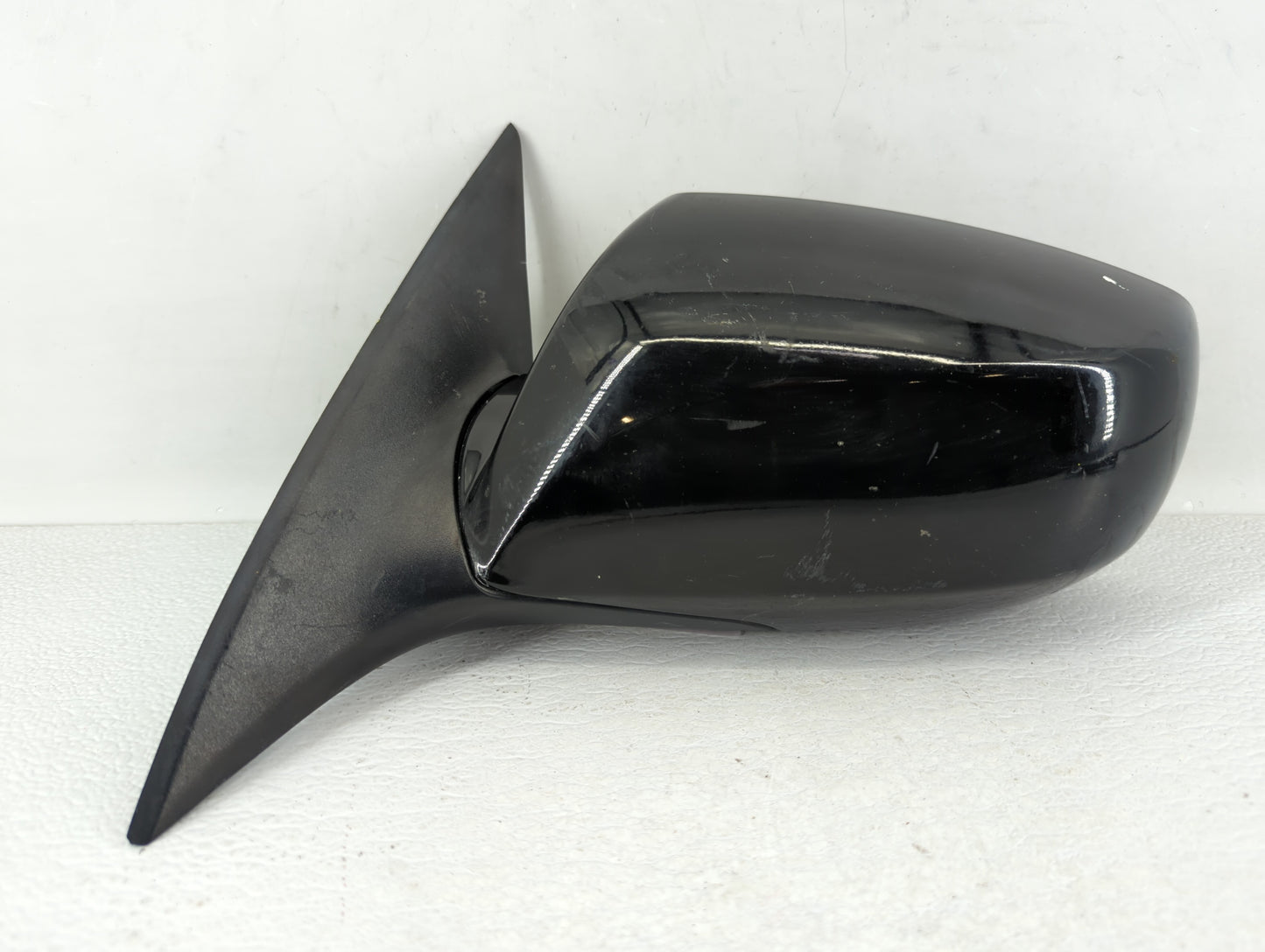 2009-2016 Hyundai Genesis Driver Side View Mirror - Left Door Mirror OEM Used - Oemusedautoparts1.com