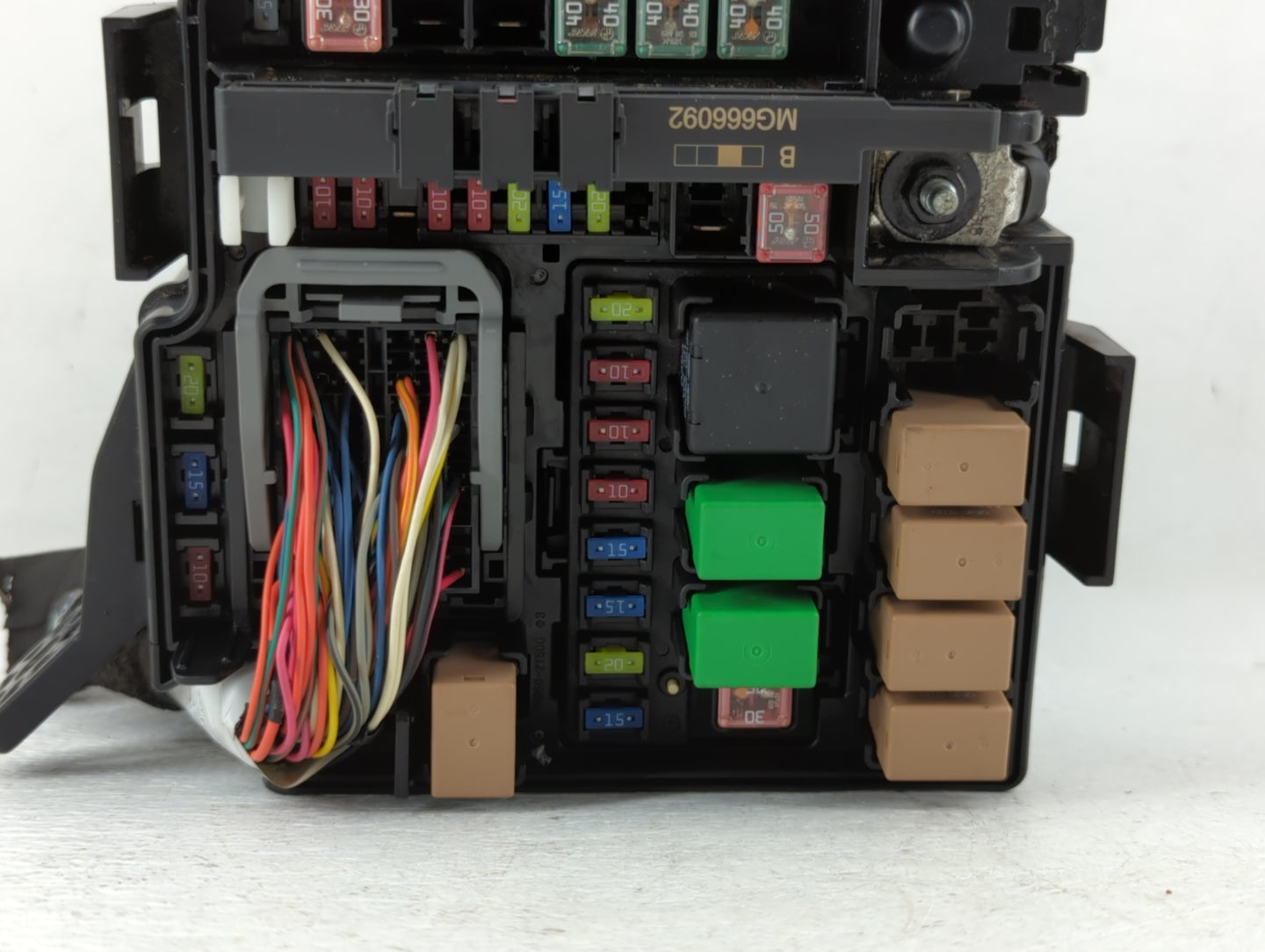 2009-2012 Hyundai Genesis Fusebox Fuse Box Panel Relay Module P/N:91205-2M445 Fits Fits 2009 2010 2011 2012 OEM Used Auto Pa