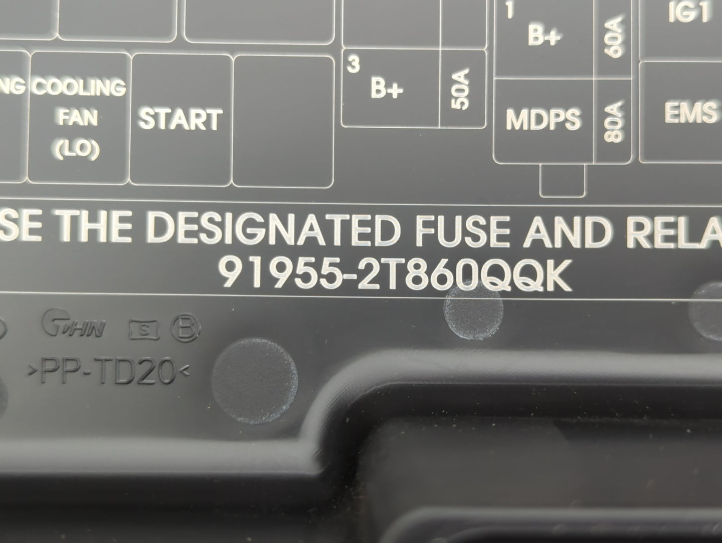 2009-2012 Hyundai Genesis Fusebox Fuse Box Panel Relay Module P/N:91205-2M445 Fits Fits 2009 2010 2011 2012 OEM Used Auto Pa