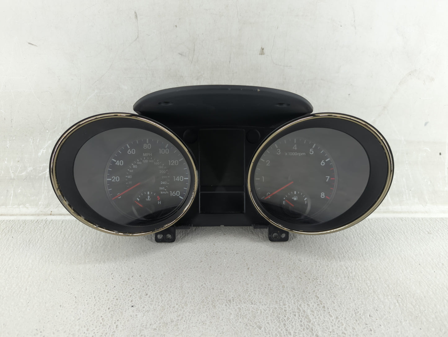 2011-2012 Hyundai Genesis Instrument Cluster Speedometer Gauges P/N:94011-2M590 Fits Fits 2011 2012 OEM Used Auto Parts - Oe