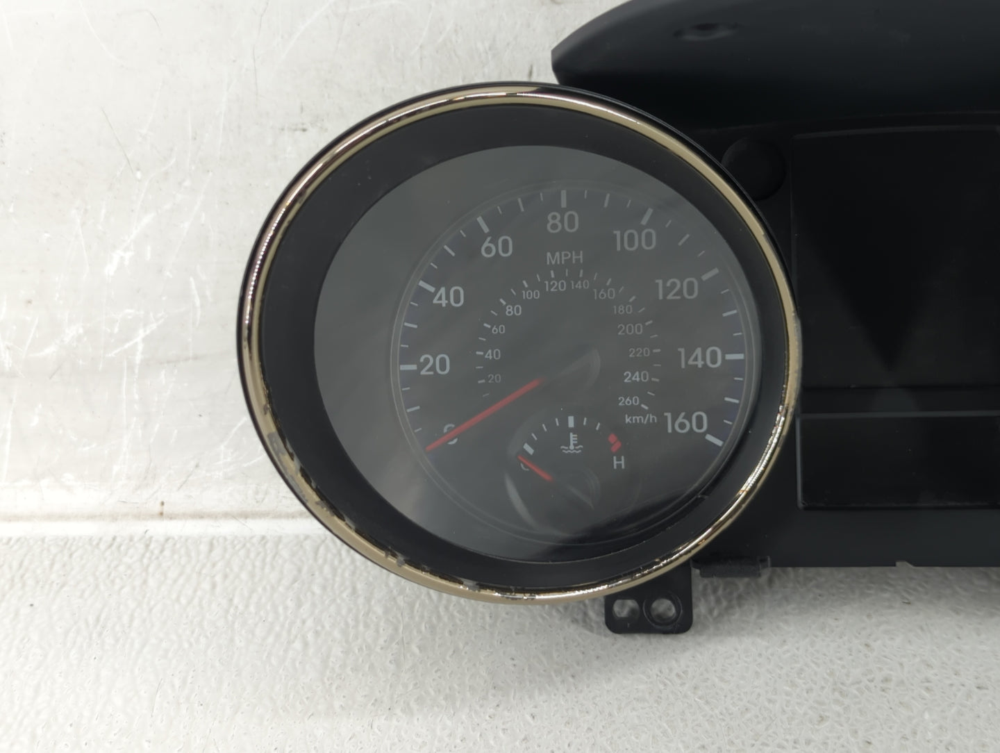 2011-2012 Hyundai Genesis Instrument Cluster Speedometer Gauges P/N:94011-2M590 Fits Fits 2011 2012 OEM Used Auto Parts - Oe