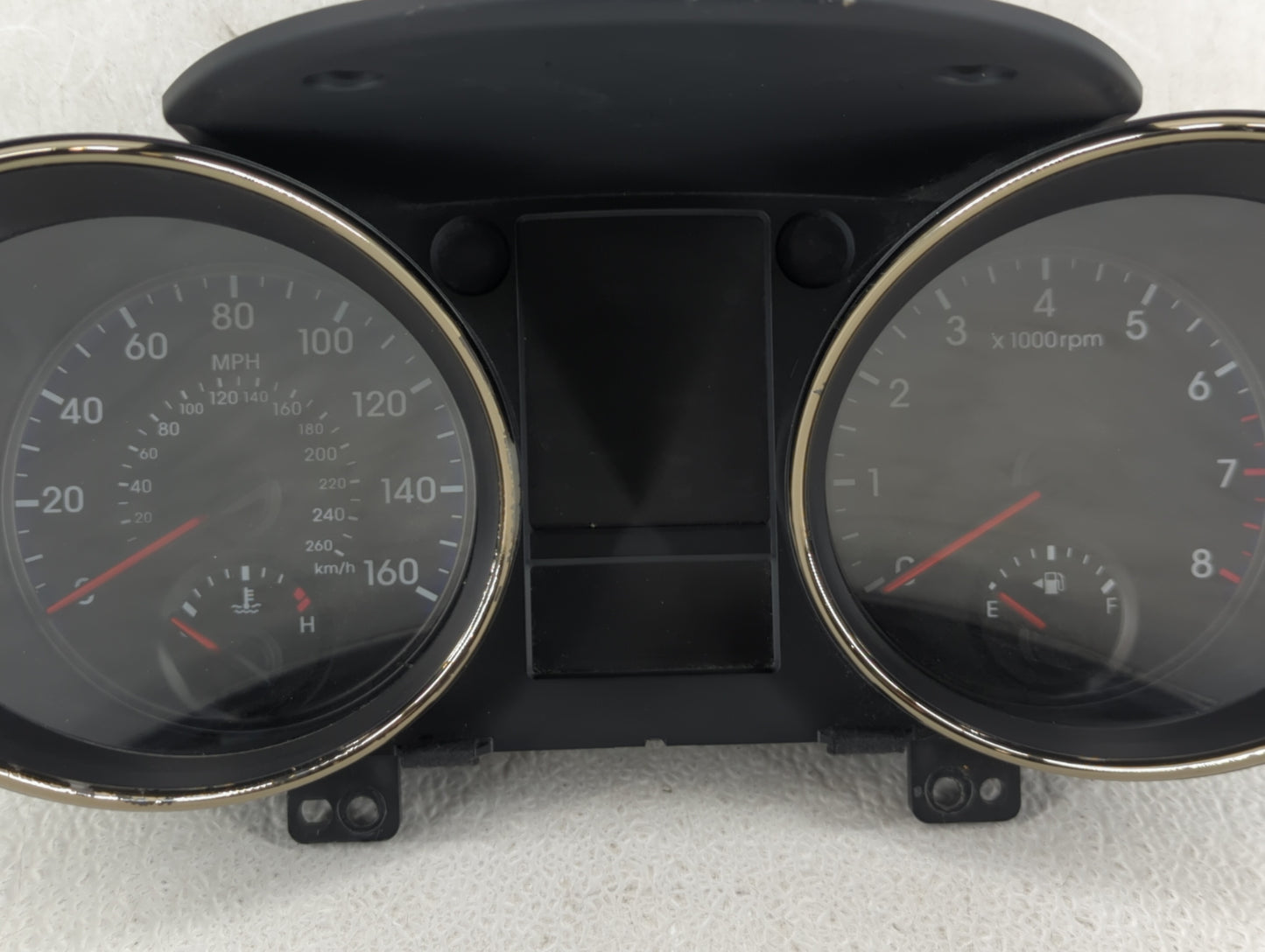 2011-2012 Hyundai Genesis Instrument Cluster Speedometer Gauges P/N:94011-2M590 Fits Fits 2011 2012 OEM Used Auto Parts - Oe