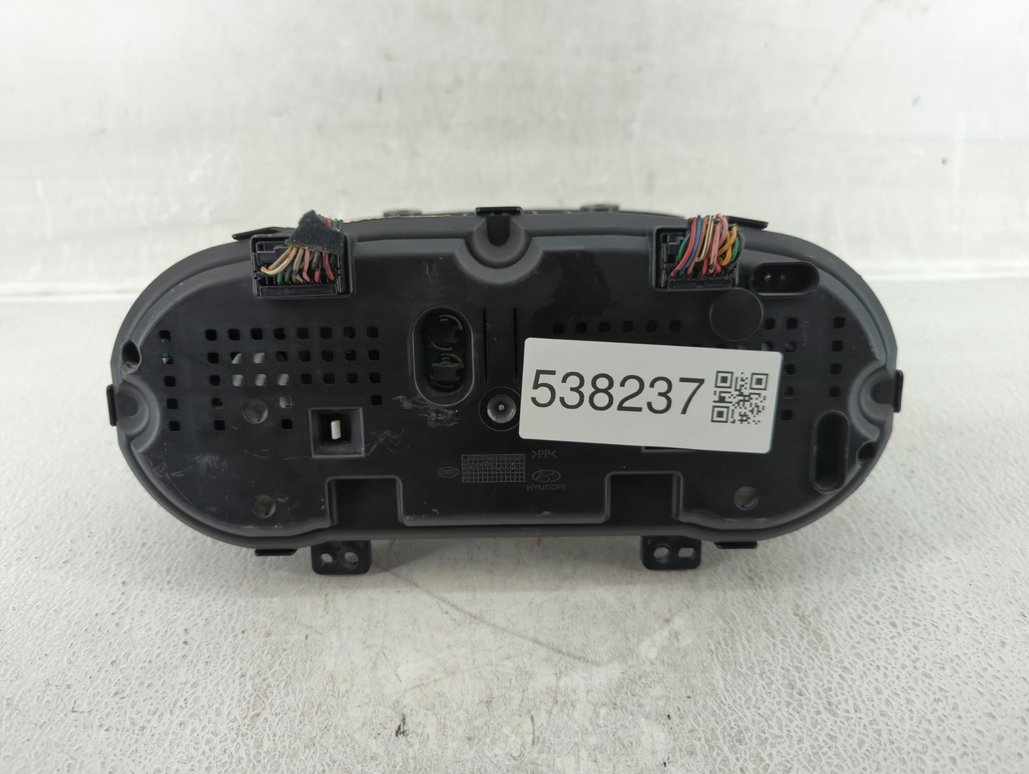 2011-2012 Hyundai Genesis Instrument Cluster Speedometer Gauges P/N:94011-2M590 Fits Fits 2011 2012 OEM Used Auto Parts - Oe