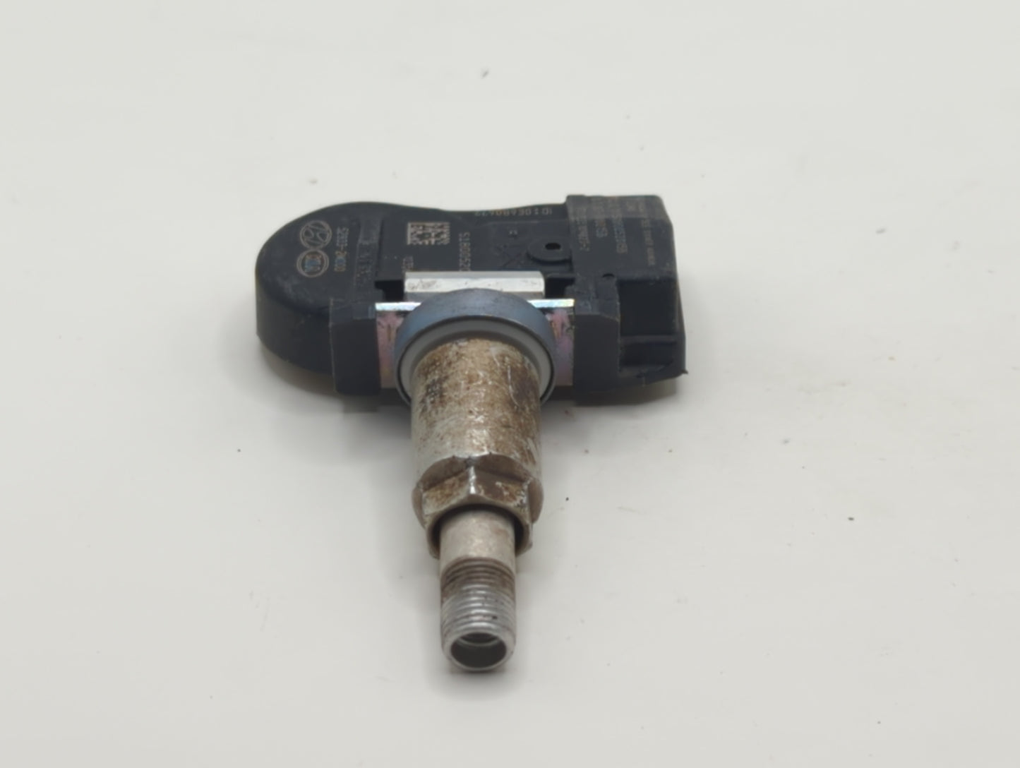 2011 Hyundai Genesis Tire Pressure Monitoring System Sensor Tpms - Oemusedautoparts1.com