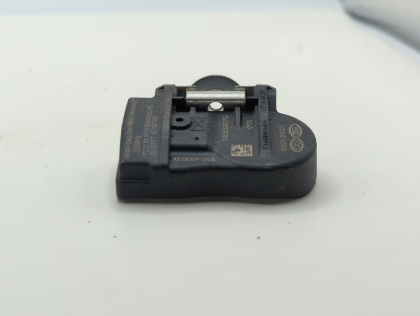 2011 Hyundai Genesis Tire Pressure Monitoring System Sensor Tpms - Oemusedautoparts1.com