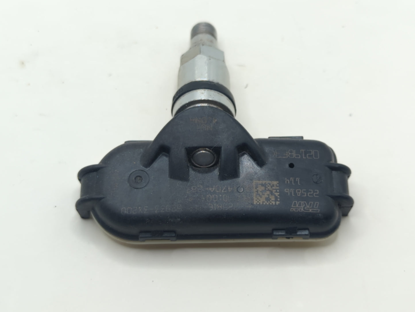 2011 Hyundai Genesis Tire Pressure Monitoring System Sensor Tpms - Oemusedautoparts1.com