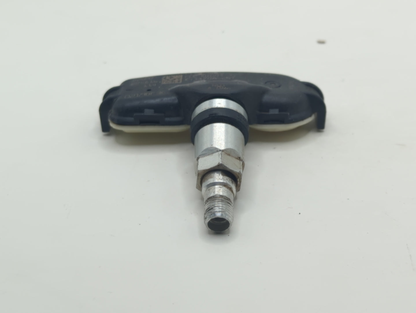 2011 Hyundai Genesis Tire Pressure Monitoring System Sensor Tpms - Oemusedautoparts1.com