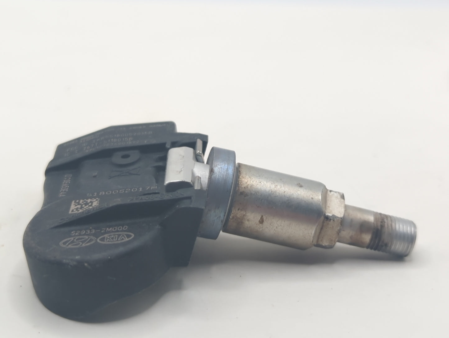 2011 Hyundai Genesis Tire Pressure Monitoring System Sensor Tpms - Oemusedautoparts1.com