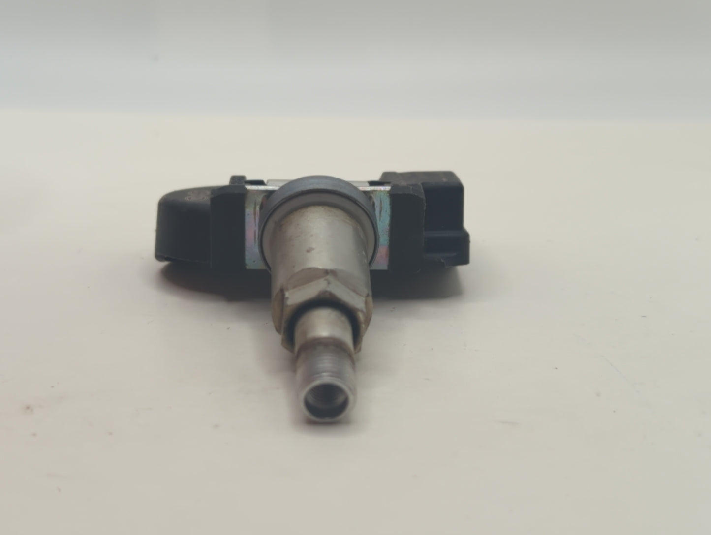 2011 Hyundai Genesis Tire Pressure Monitoring System Sensor Tpms - Oemusedautoparts1.com