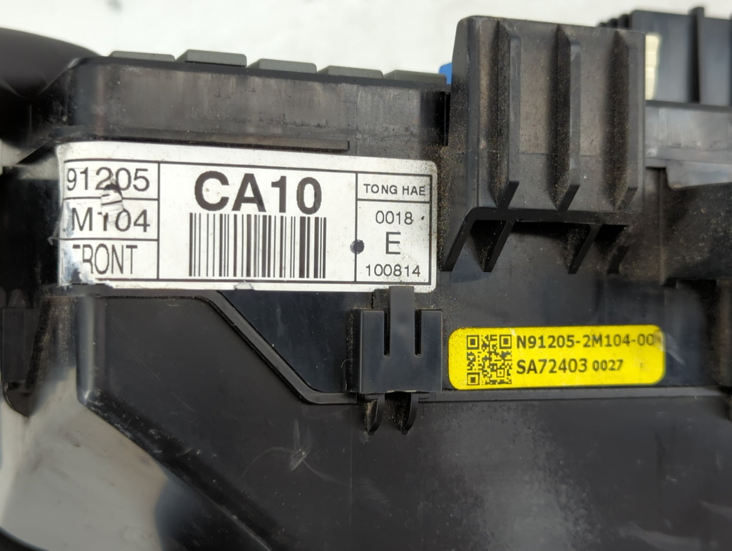 2009-2011 Hyundai Genesis Fusebox Fuse Box Panel Relay Module P/N:N91205-2M104-00 91205 Fits Fits 2009 2010 2011 OEM Used Au