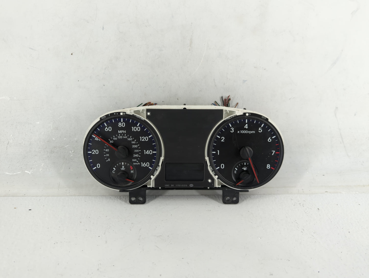2011-2012 Hyundai Genesis Instrument Cluster Speedometer Gauges P/N:11001-79770CH 94011-2M090 Fits Fits 2011 2012 OEM Used A