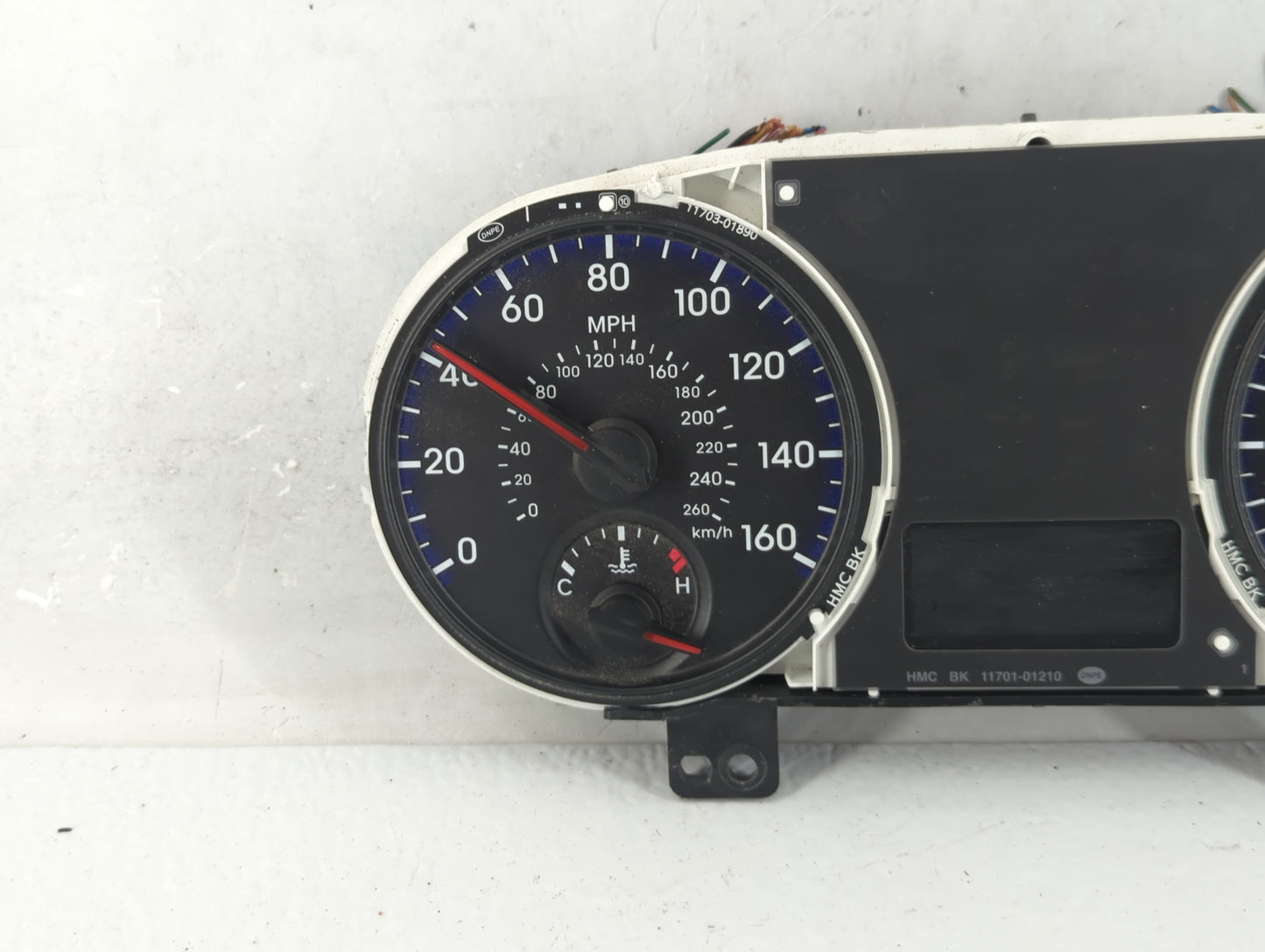 2011-2012 Hyundai Genesis Instrument Cluster Speedometer Gauges P/N:11001-79770CH 94011-2M090 Fits Fits 2011 2012 OEM Used A