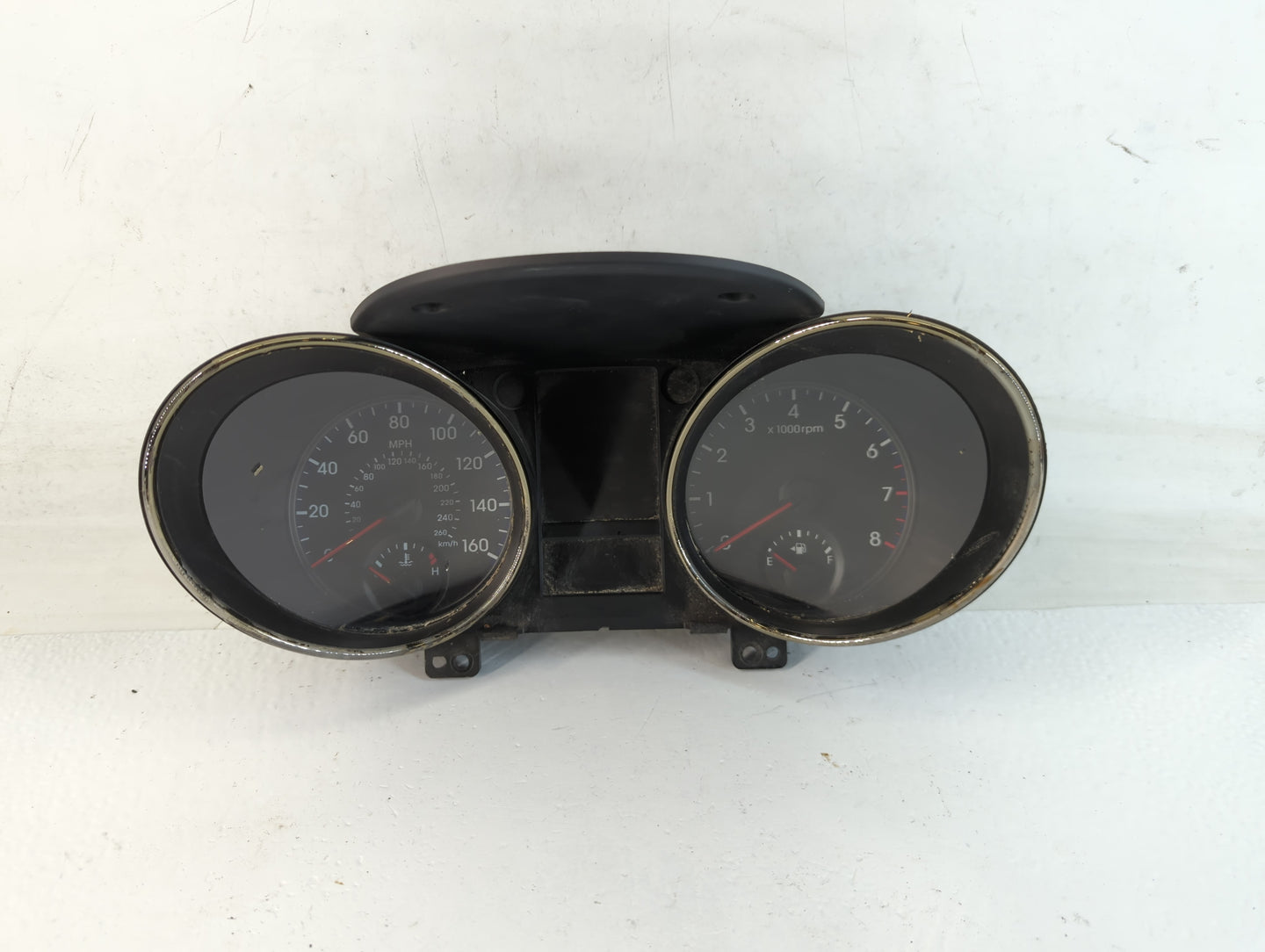 2011-2012 Hyundai Genesis Instrument Cluster Speedometer Gauges P/N:94011-2M590 Fits Fits 2011 2012 OEM Used Auto Parts - Oe