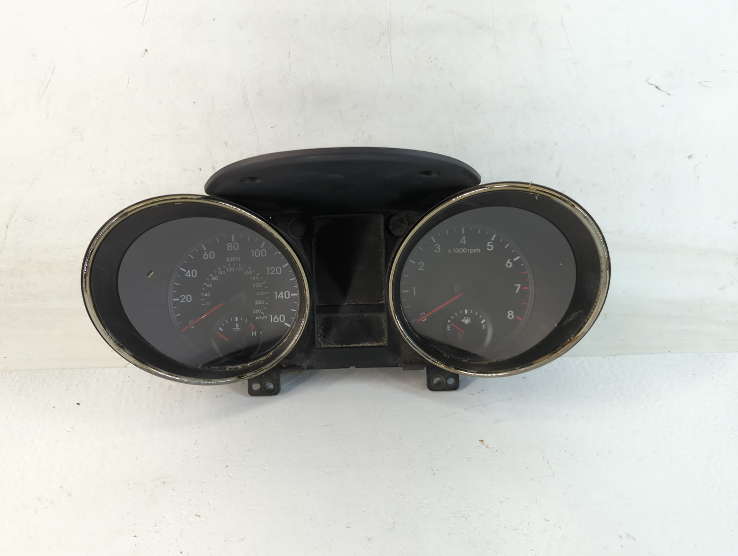2011-2012 Hyundai Genesis Instrument Cluster Speedometer Gauges P/N:94011-2M590 Fits Fits 2011 2012 OEM Used Auto Parts - Oe