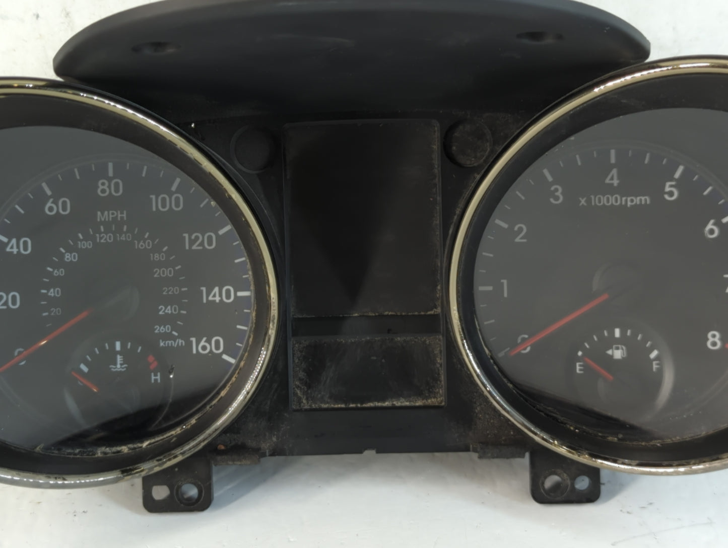 2011-2012 Hyundai Genesis Instrument Cluster Speedometer Gauges P/N:94011-2M590 Fits Fits 2011 2012 OEM Used Auto Parts - Oe