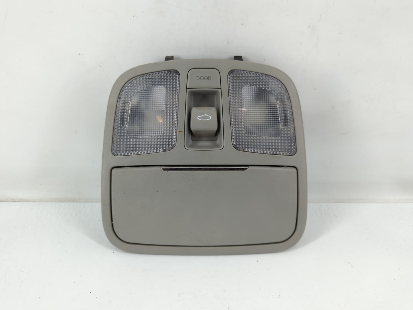 2011 Hyundai Genesis Overhead Roof Console - Oemusedautoparts1.com