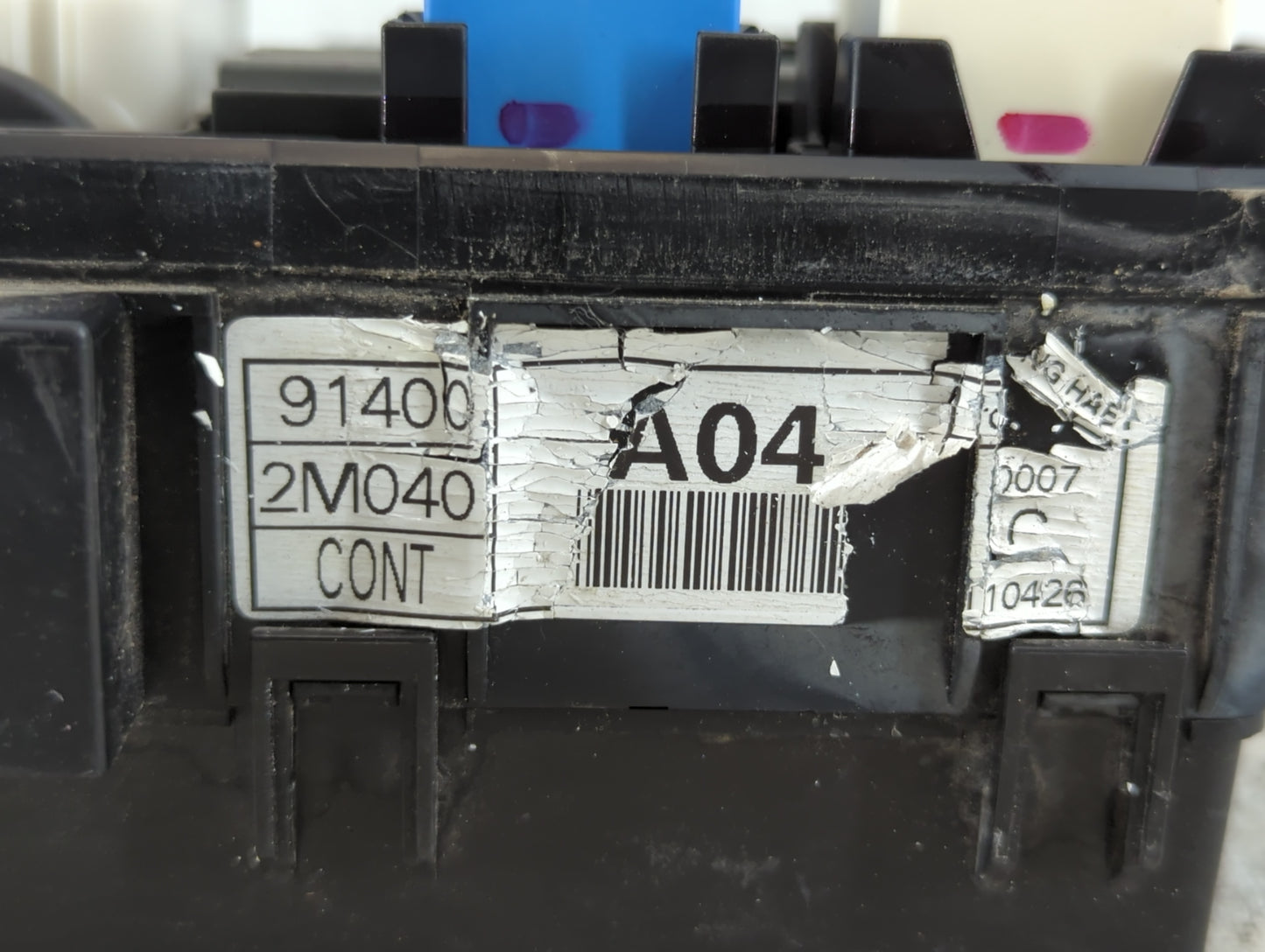 2009-2011 Hyundai Genesis Fusebox Fuse Box Panel Relay Module P/N:91400 2M040 Fits Fits 2009 2010 2011 OEM Used Auto Parts -