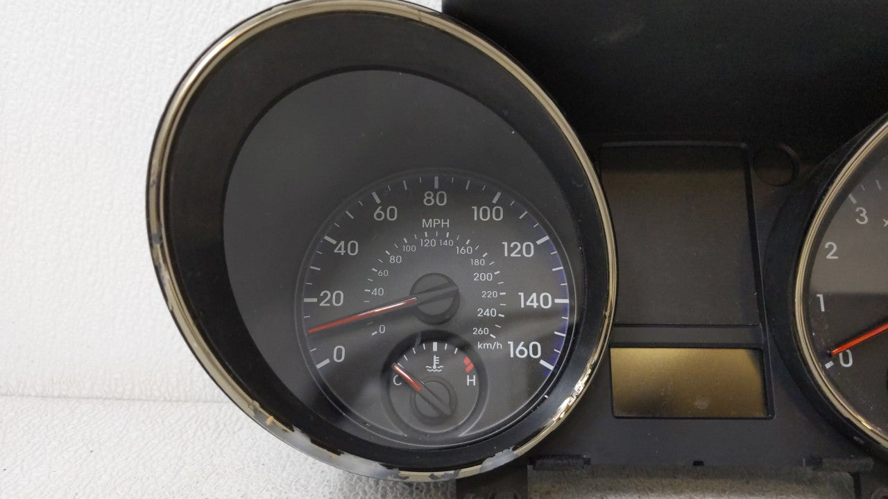 2011-2012 Hyundai Genesis Instrument Cluster Speedometer Gauges P/N:94031-2M000 94011-2M590 Fits Fits 2011 2012 OEM Used Aut